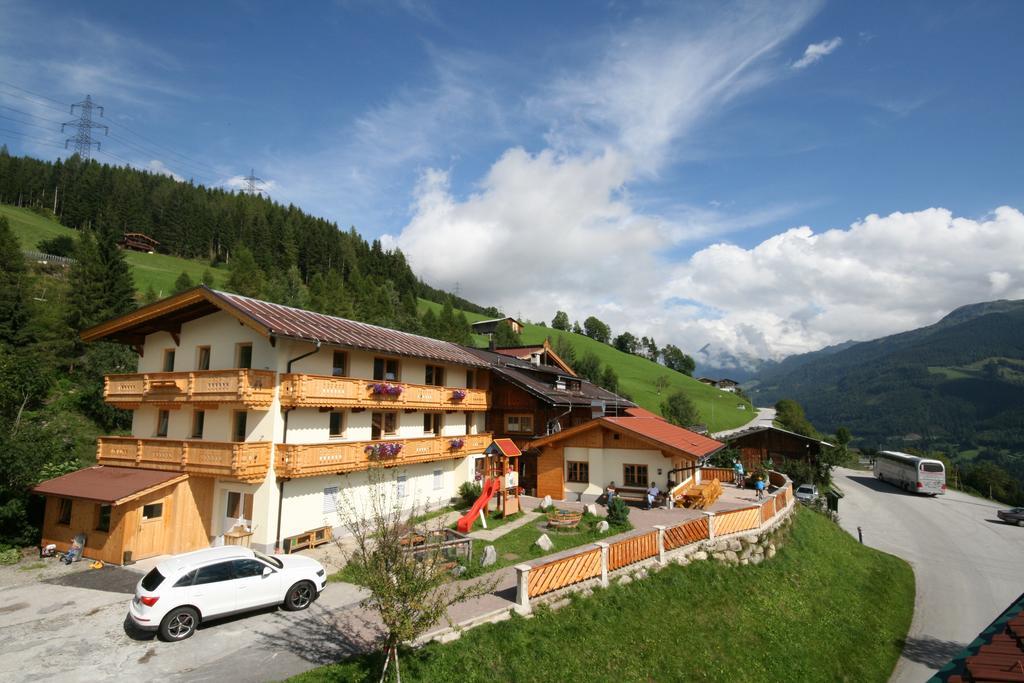 Alpengasthof Enzianhof Zell am Ziller Buitenkant foto